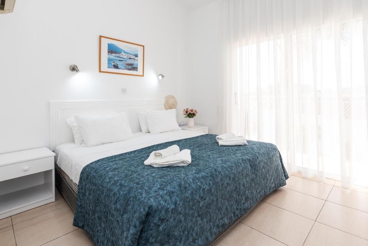 Fig Tree Z Holiday Resort Paralimni Exterior foto